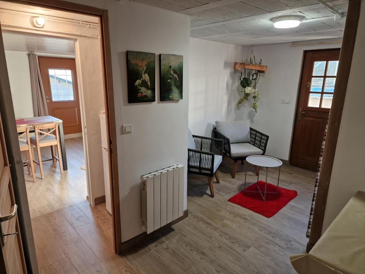 Studio Bellevue Appart Independant Renove 2024 Piscine Parking Proche Centre Annecy Poisy Buitenkant foto