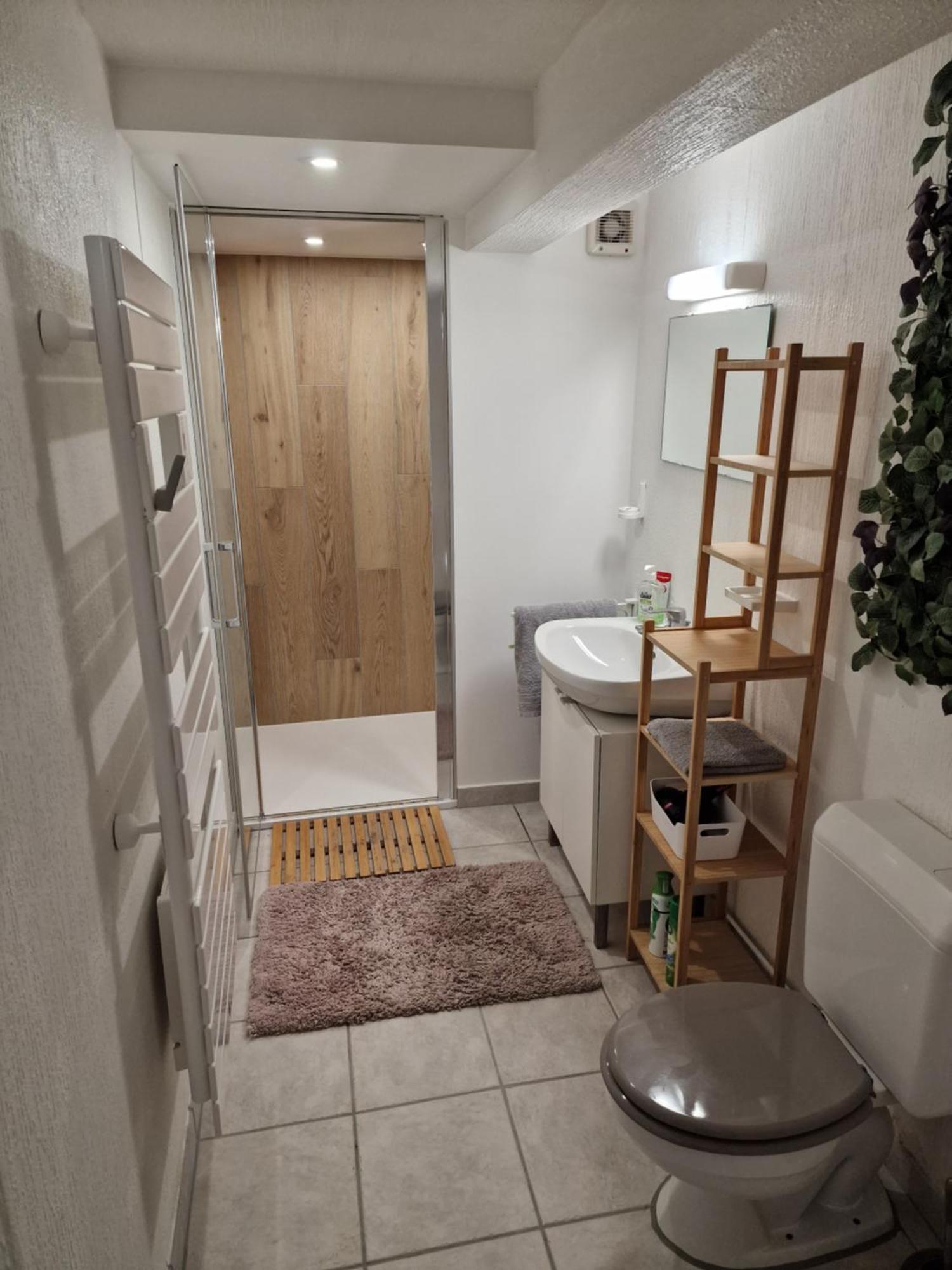 Studio Bellevue Appart Independant Renove 2024 Piscine Parking Proche Centre Annecy Poisy Buitenkant foto
